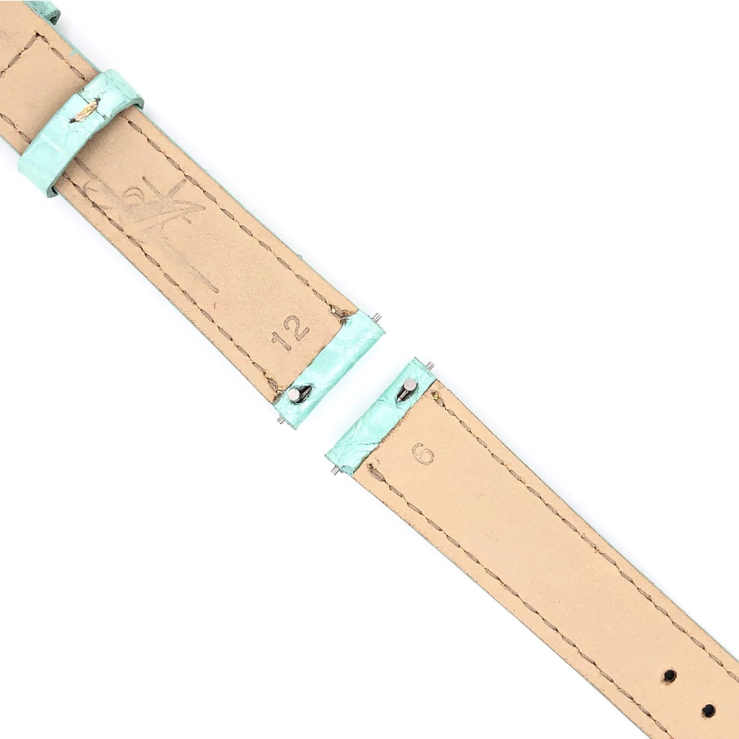 Close-Up of Quick Release Pins on Abingdon 16mm Green Alligator Watch Band for Easy Attachment