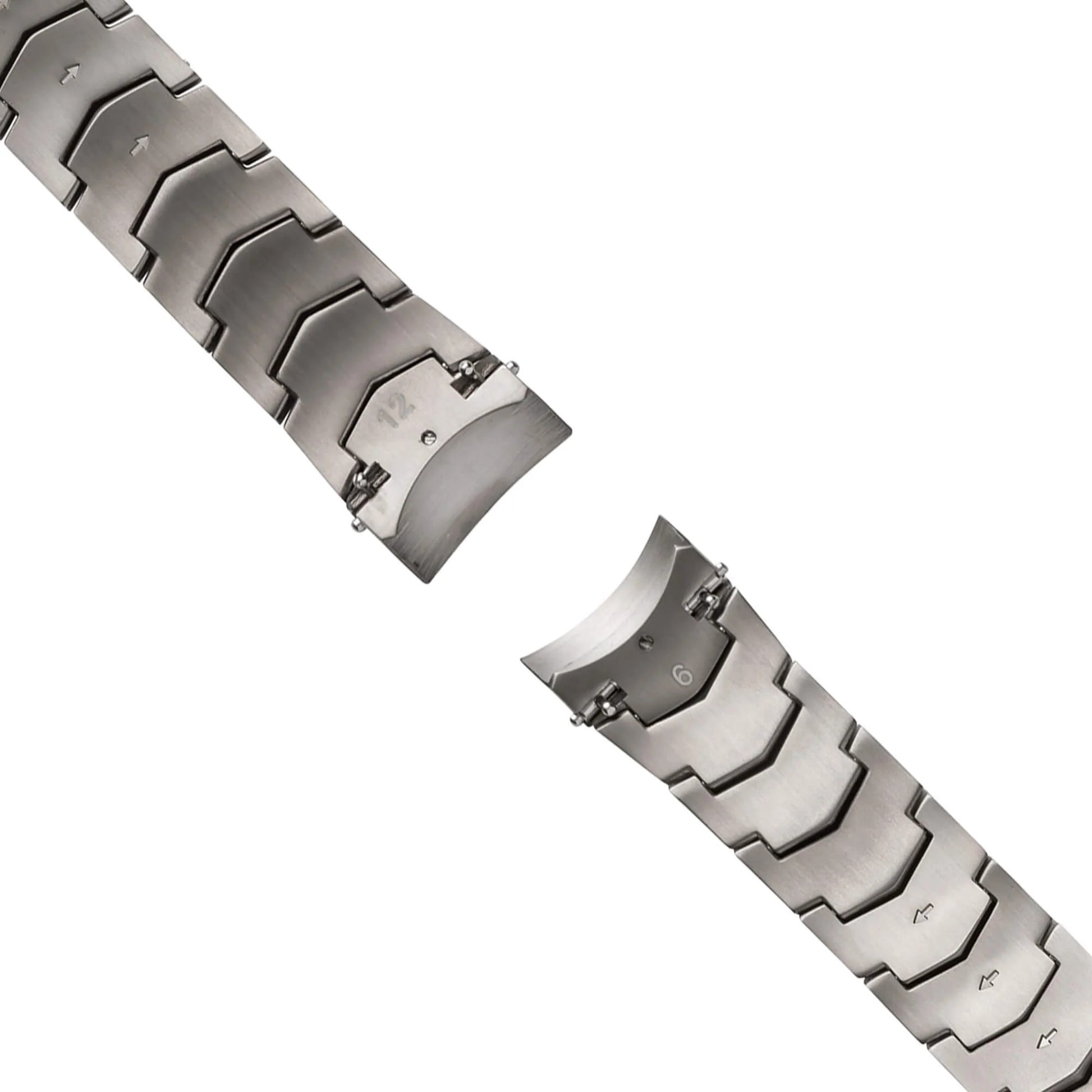 Close-Up of Quick-Release Lugs on Abingdon 20mm Chevron Titanium Watch Band