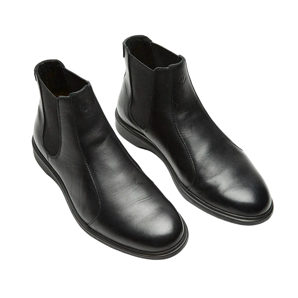 Amberjack Chelsea Obsidian black pilot boot, left side view, elastic side gore slip-on construction | Angled Veiw