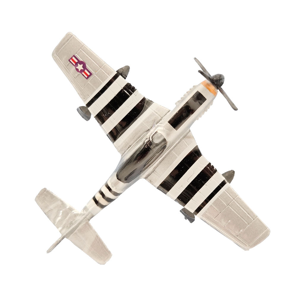 WowToyz In Air World War II Warbirds – Close-Up of P-51 Mustang Model