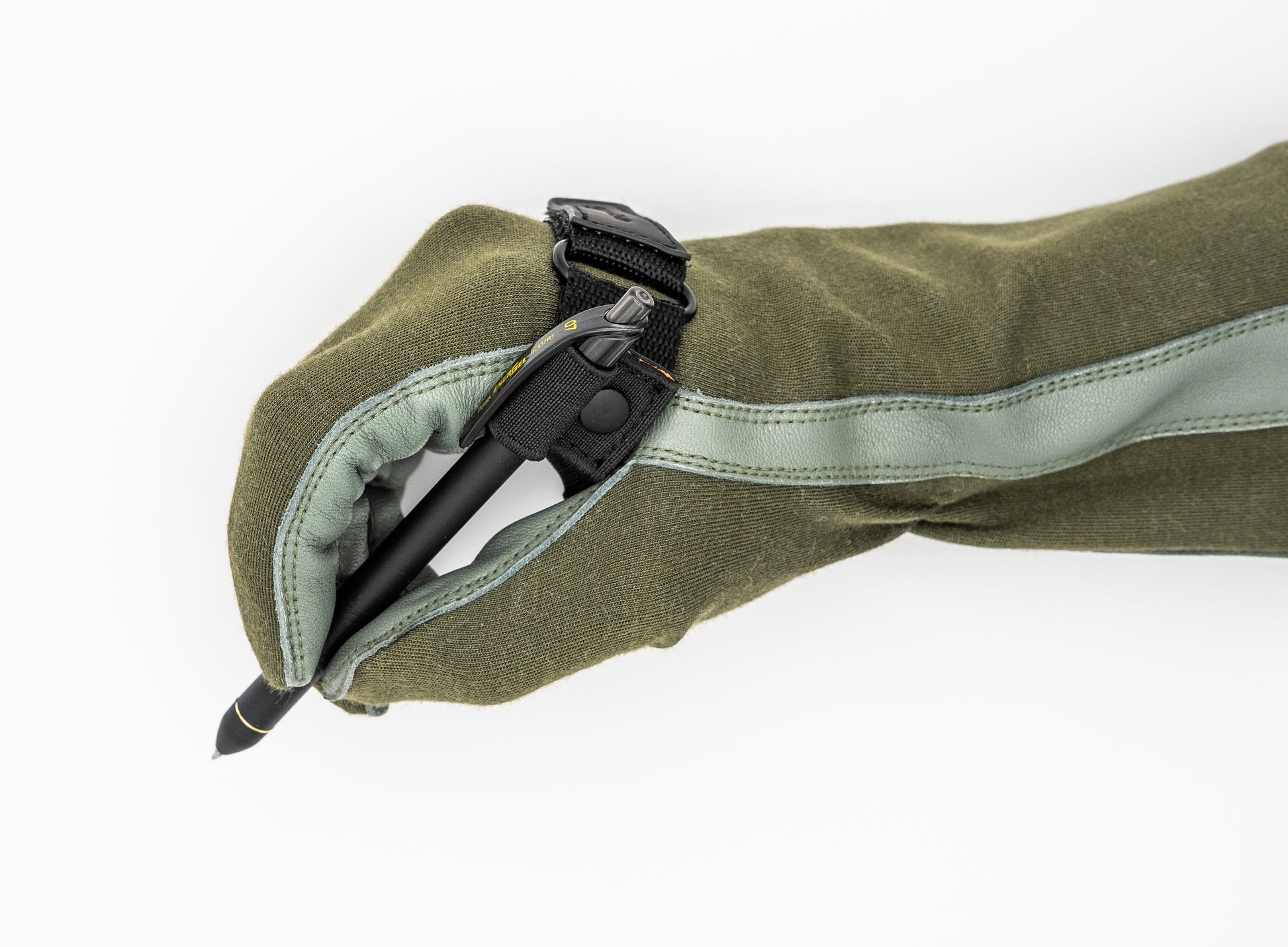 FlyBoys Deluxe pilot pen loop pivoting holder detail for comfortable writing angles