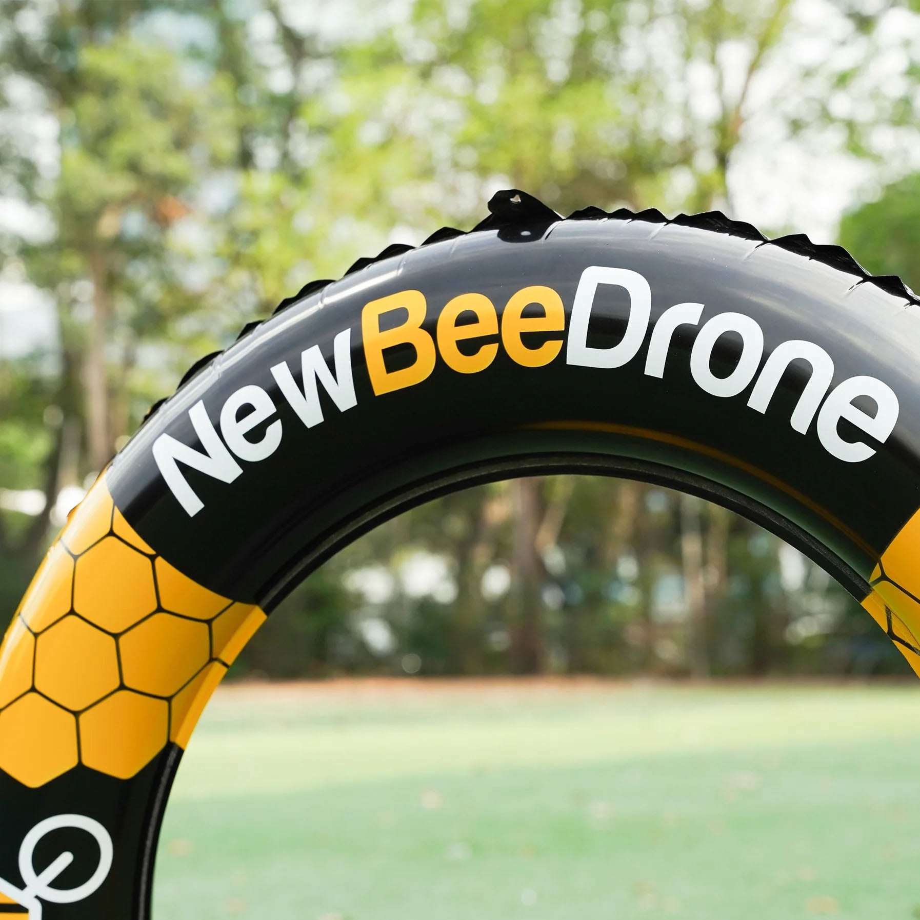 NewBeeDrone - Balloon Gate  – Dynamic FPV Race Course Gates, closeup