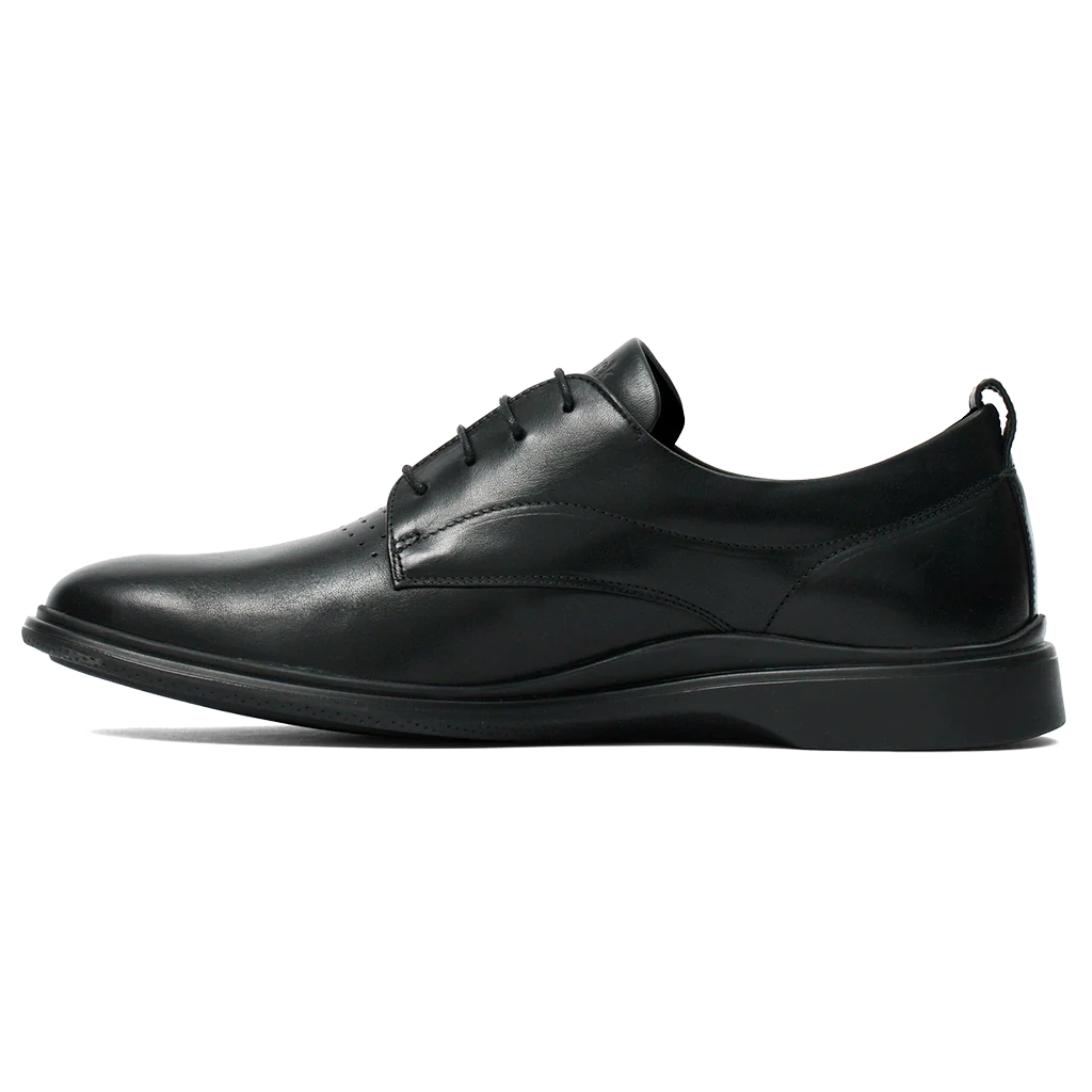 Amberjack The Original Obsidian black pilot dress oxford shoe, left side view, TSA-compliant lace-up | Left