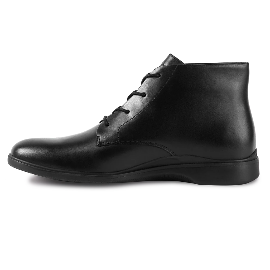 Amberjack Chukka Obsidian black pilot mid-cut boot, left side view, two-eyelet lace-up | Right