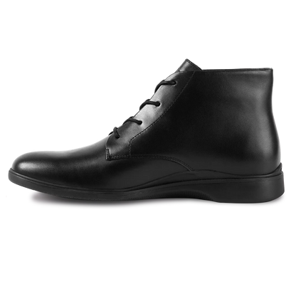 Amberjack Chukka Obsidian black pilot mid-cut boot, left side view, two-eyelet lace-up | Right