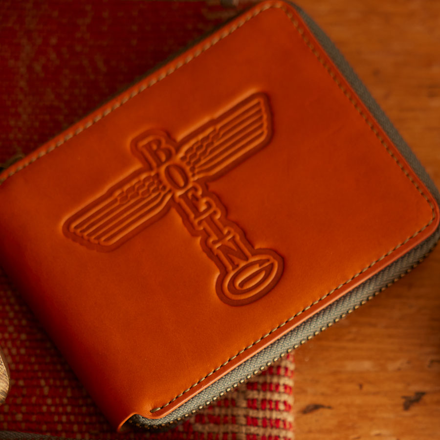 Red Canoe - Boeing Leather Zip Wallet - Tan, Front