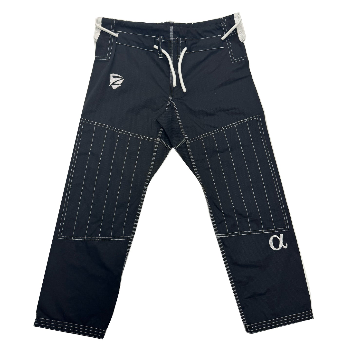 Zed Honra Women’s Alpha Gi – Front View of Black BJJ Ripstop Pants with Reinforced Stitching