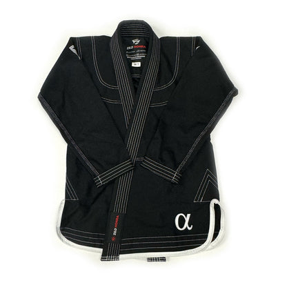 Zed Honra Men’s Alpha Gi – Front View of Black BJJ Kimono Jacket with Arms Folded