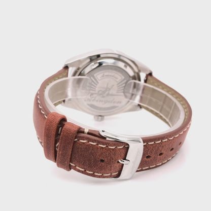 360-Degree Rotation of Abingdon 20mm Oil-Tan Leather Watch Band with Contrast Stitching in Chestnut – Quick-Release Strap