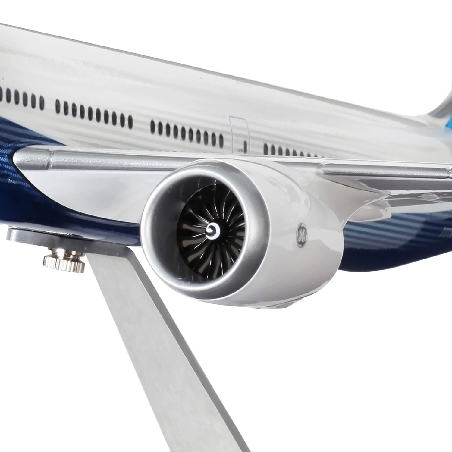 Boeing - 777-8 1/144 Model – Pilots HQ LLC.